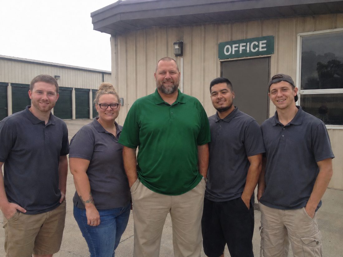 Pest control professionals in Peoria, IL